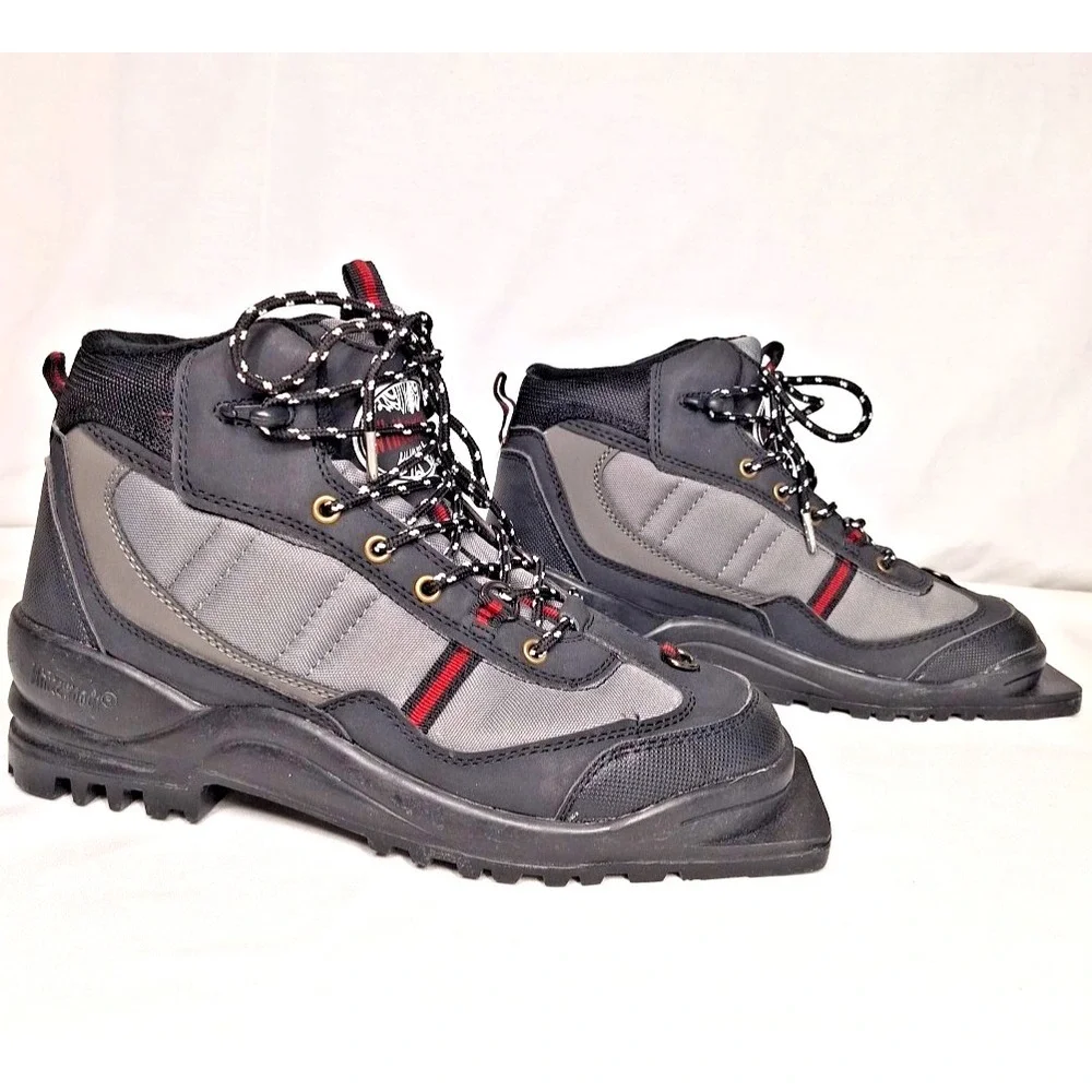WHITEWOODS Mens 8.5  75mm XC Cross Country Touring Adventure Ski Boots Women 9.5